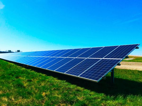 Panneau solaire photovoltaïque : êtes-vous prêt à investir ?